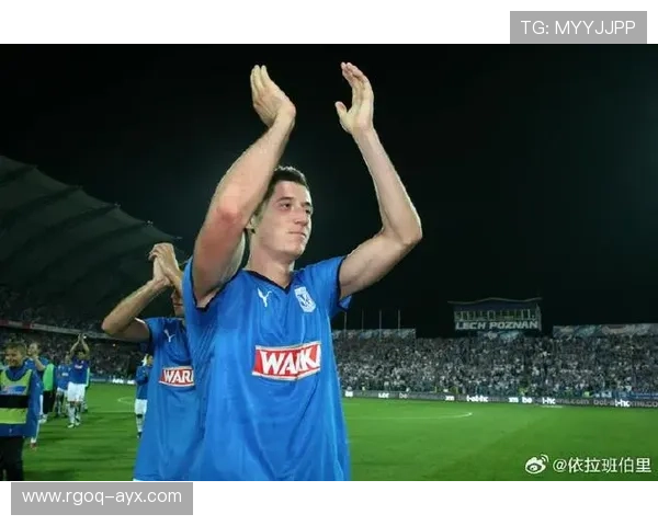 莱万超级杯传射立功 助队问鼎