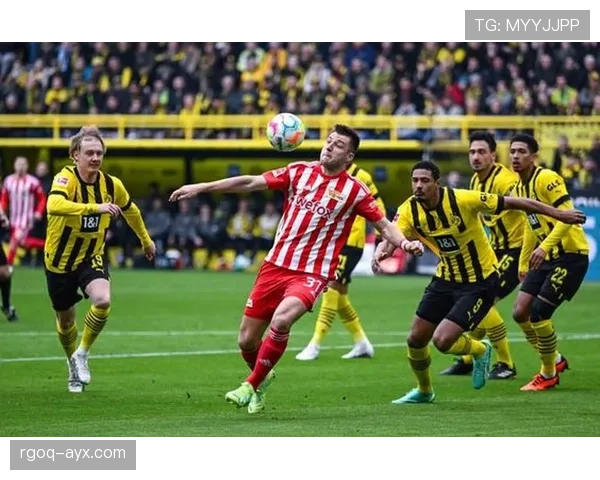 扬·保罗·范海克英超表现稳健，未来之星闪耀赛场